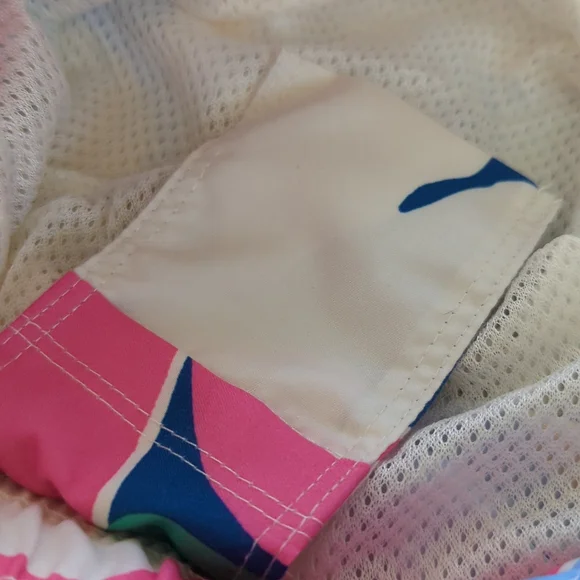 NWT Old Navy Men's Swim Trunks - Picture 4 of 4